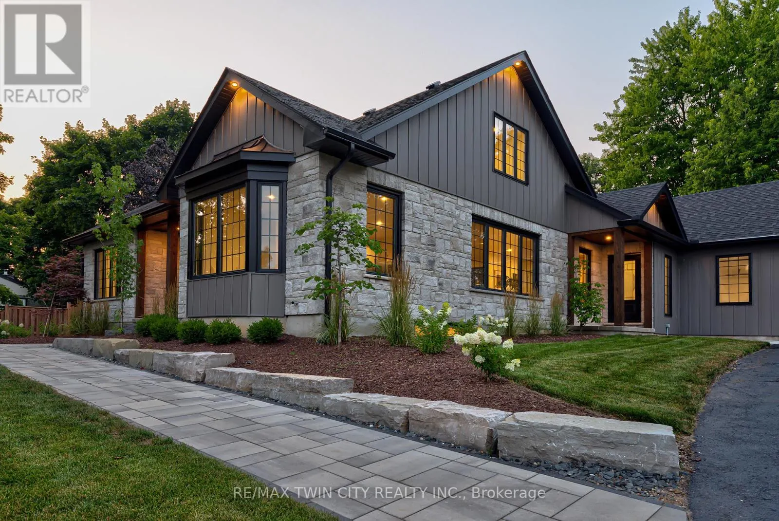 18 NORTHSIDE DRIVE