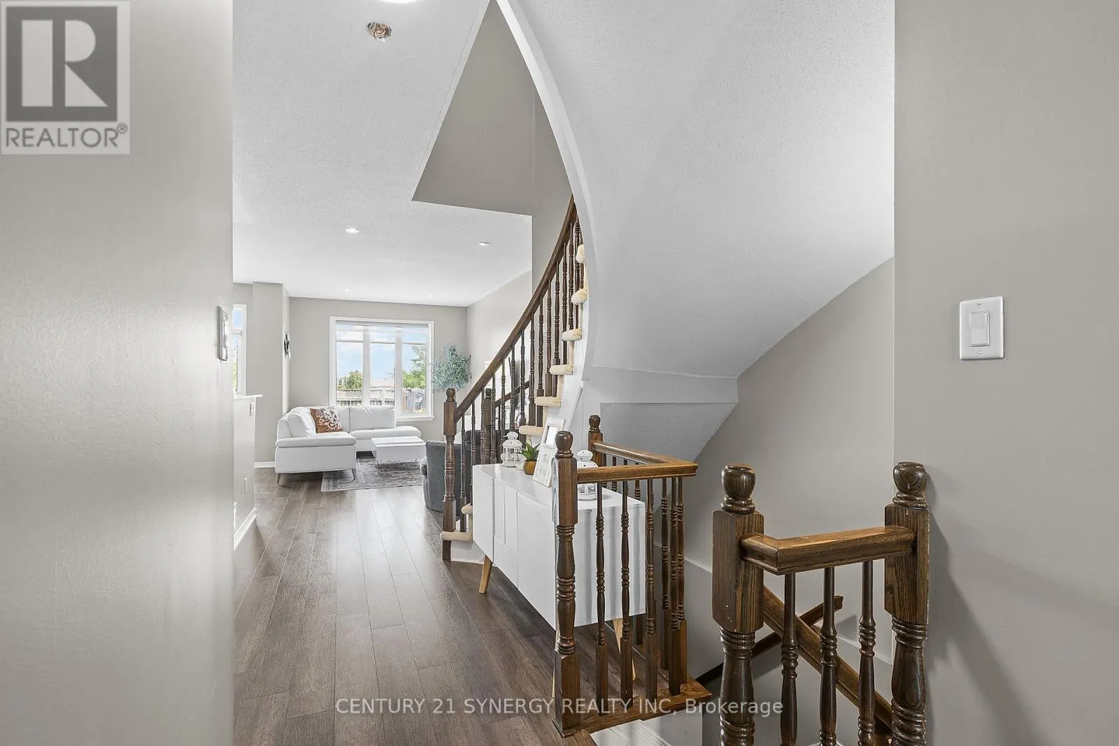 1790 PLAINRIDGE CRESCENT