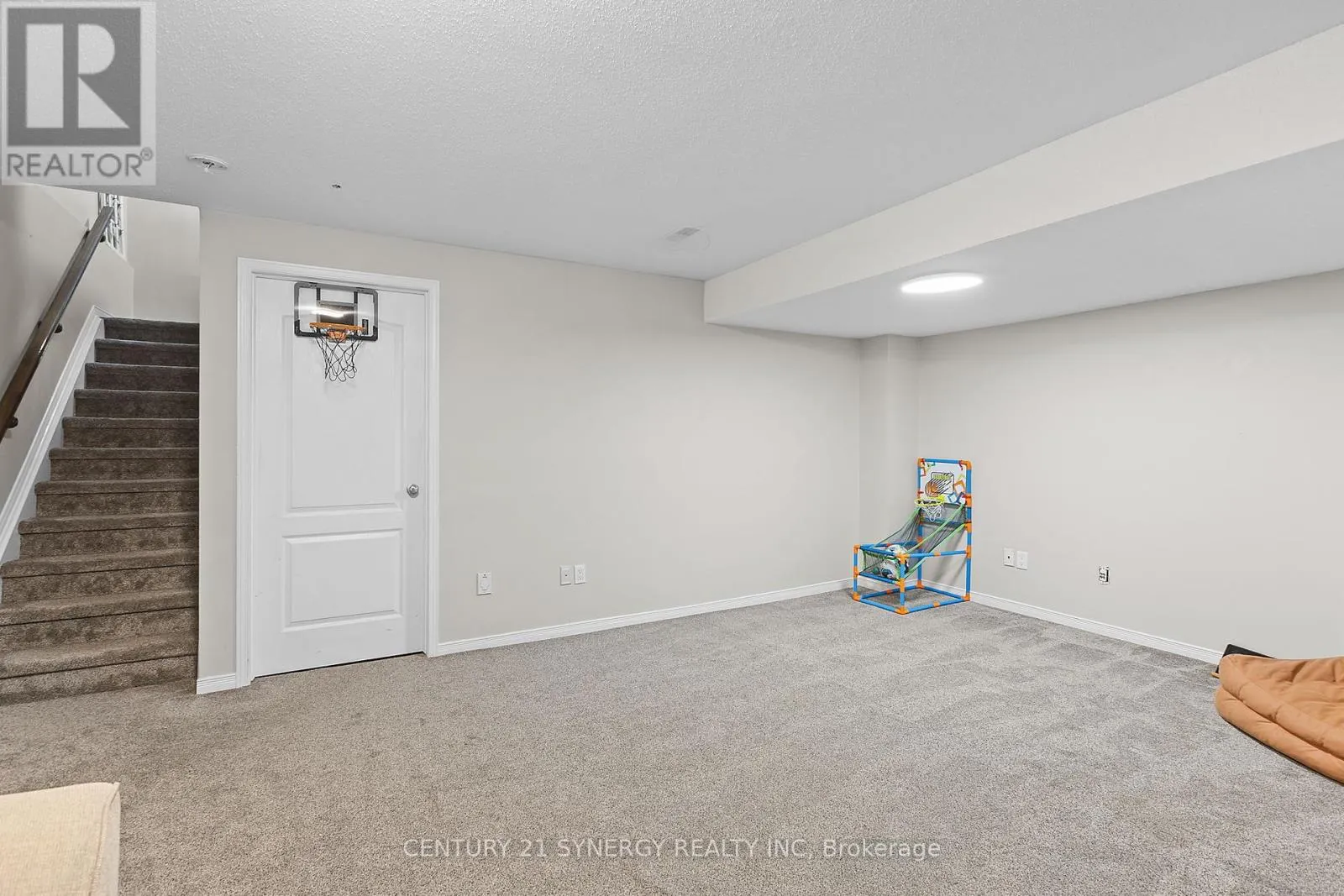 1790 PLAINRIDGE CRESCENT