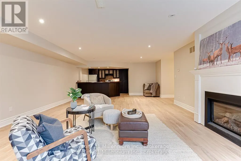 112 CORTINA CRESCENT