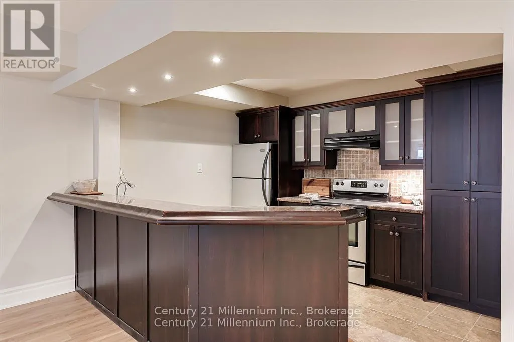 112 CORTINA CRESCENT