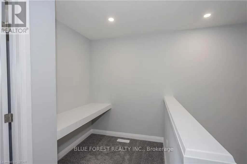 12 - 1 MILLER DRIVE, #12