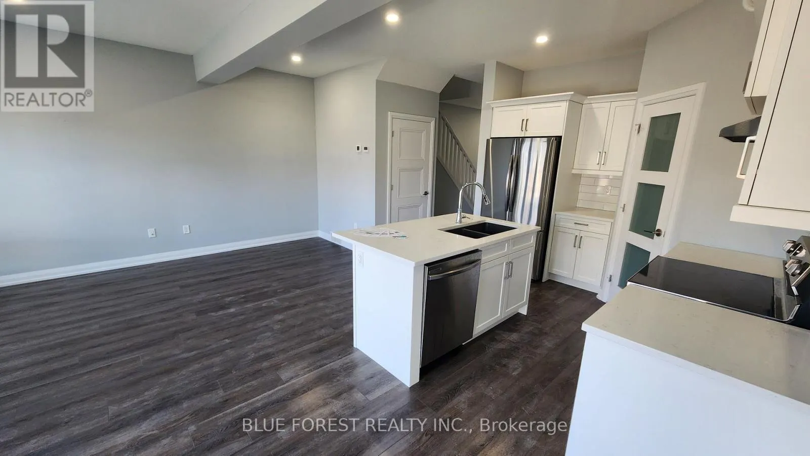 12 - 1 MILLER DRIVE, #12