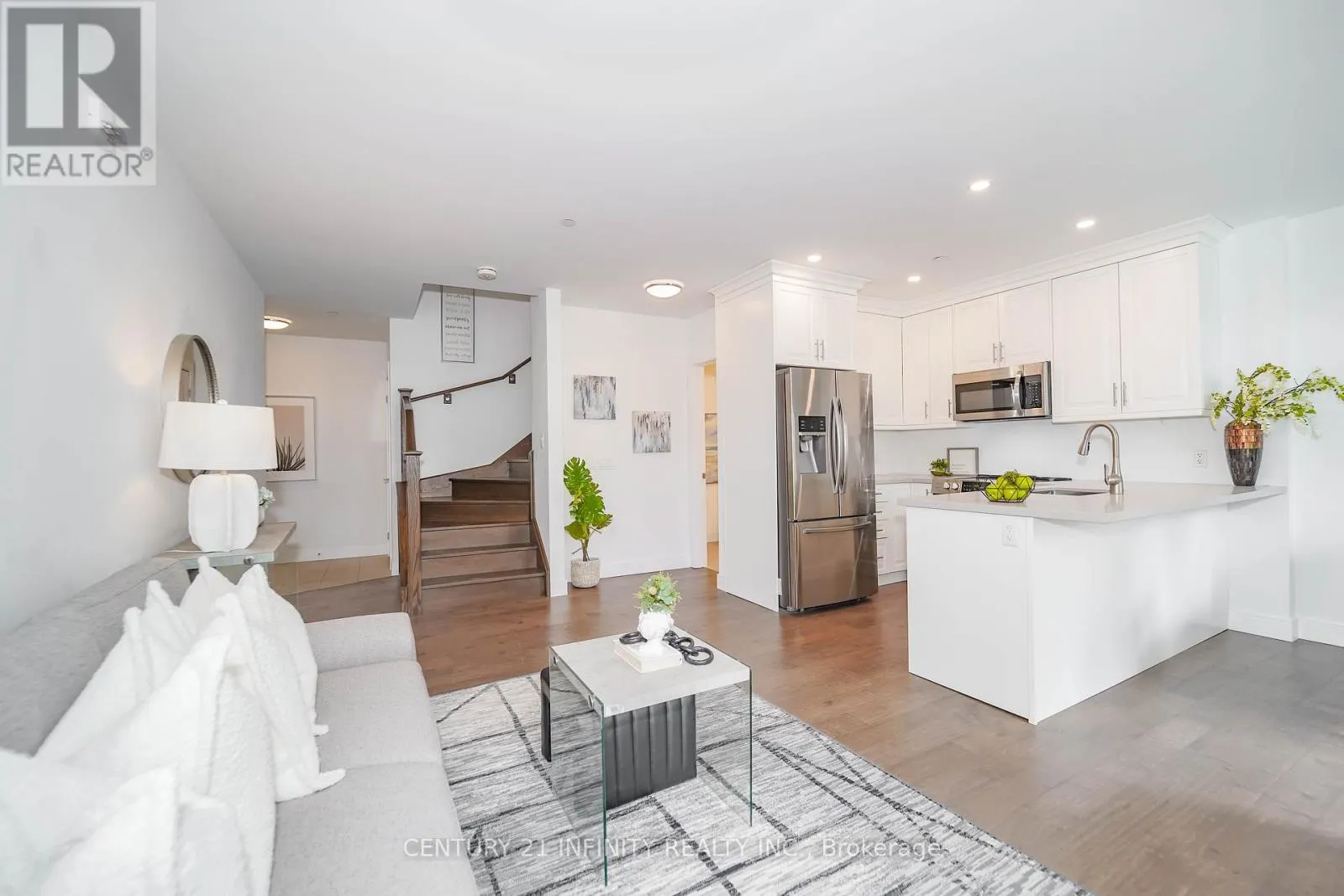 101 - 135 ORR STREET, #101