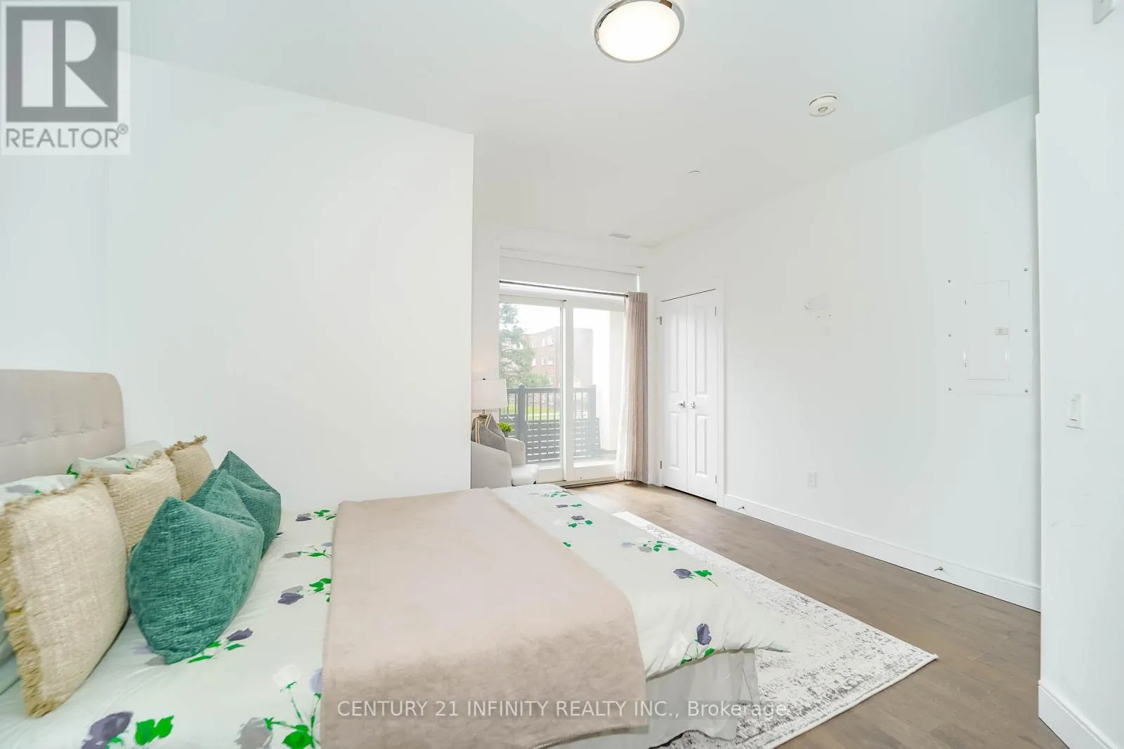 101 - 135 ORR STREET, #101