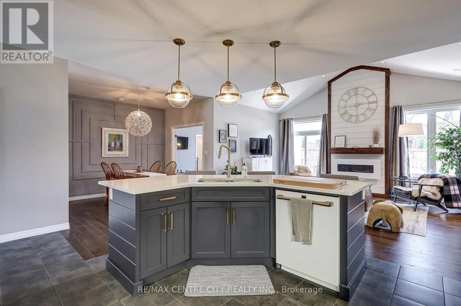 41 HONEY BEND