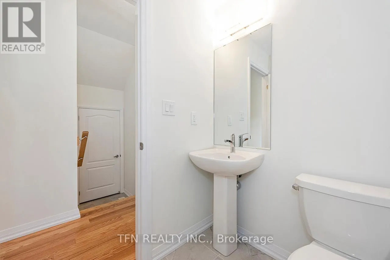 102 GRANVILLE CRESCENT