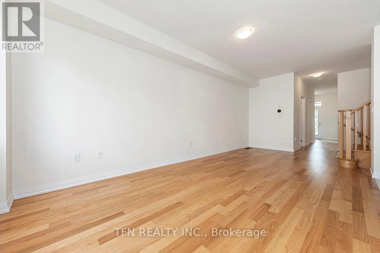 102 GRANVILLE CRESCENT