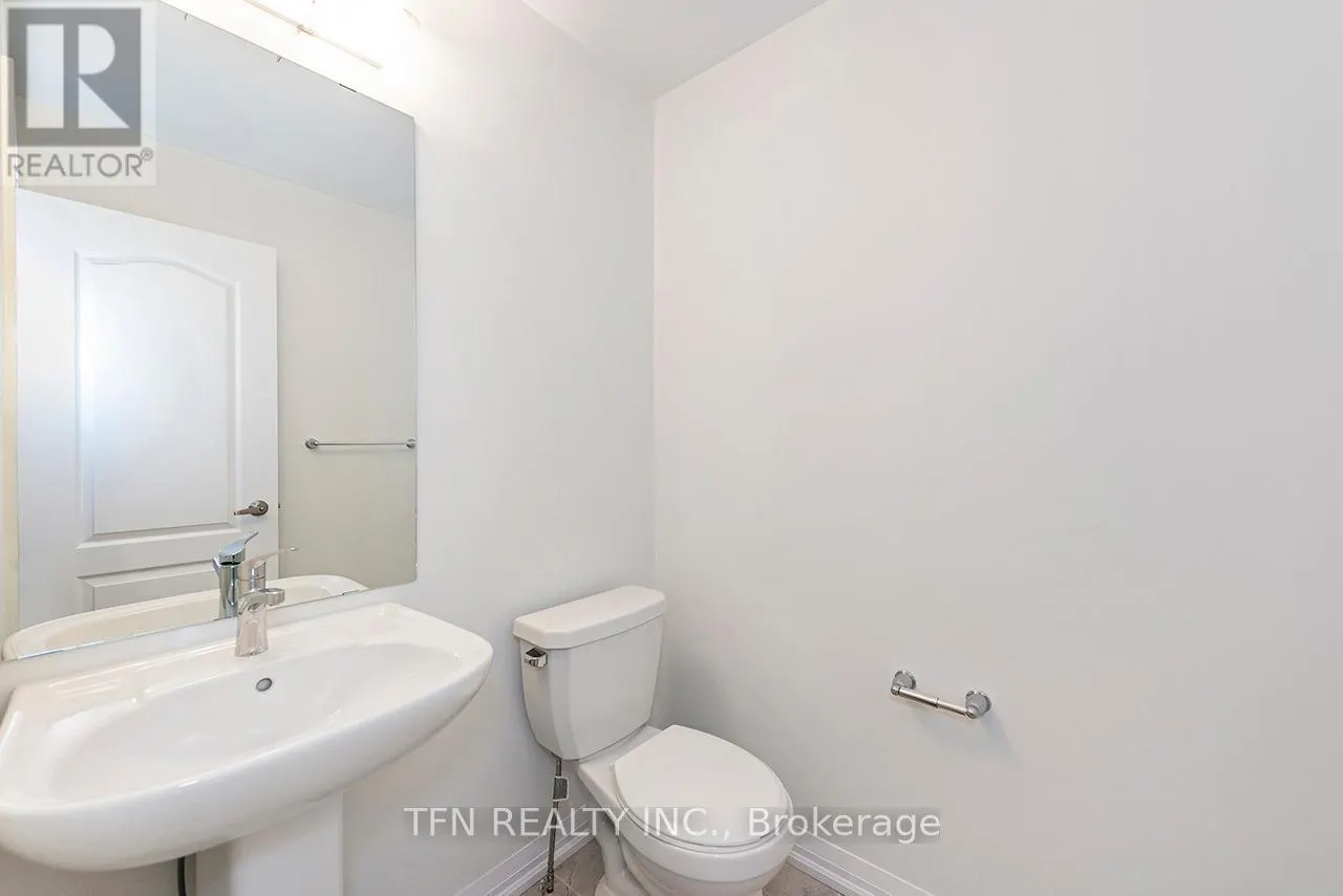 102 GRANVILLE CRESCENT