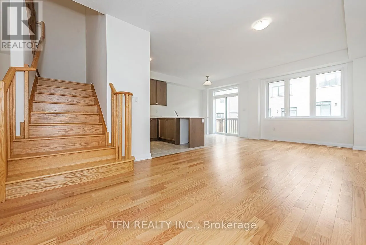 102 GRANVILLE CRESCENT