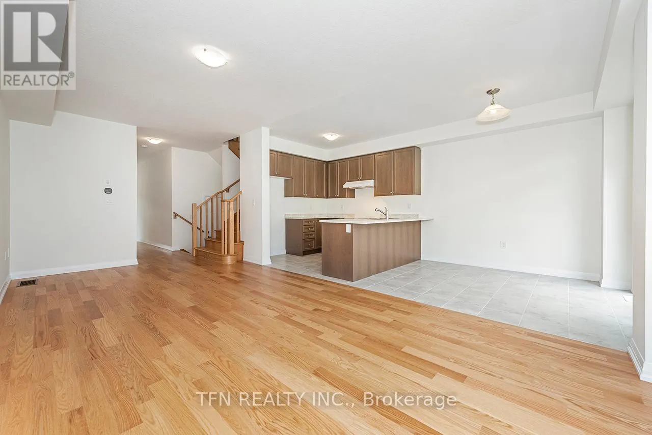 102 GRANVILLE CRESCENT