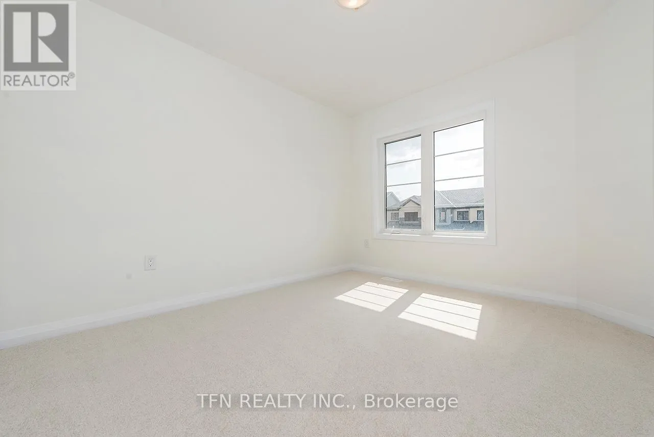 102 GRANVILLE CRESCENT