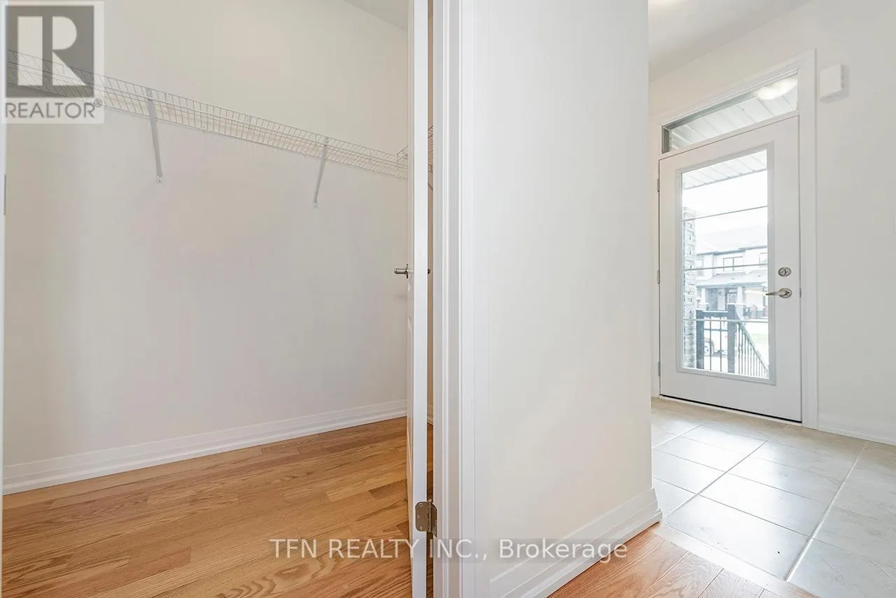 102 GRANVILLE CRESCENT