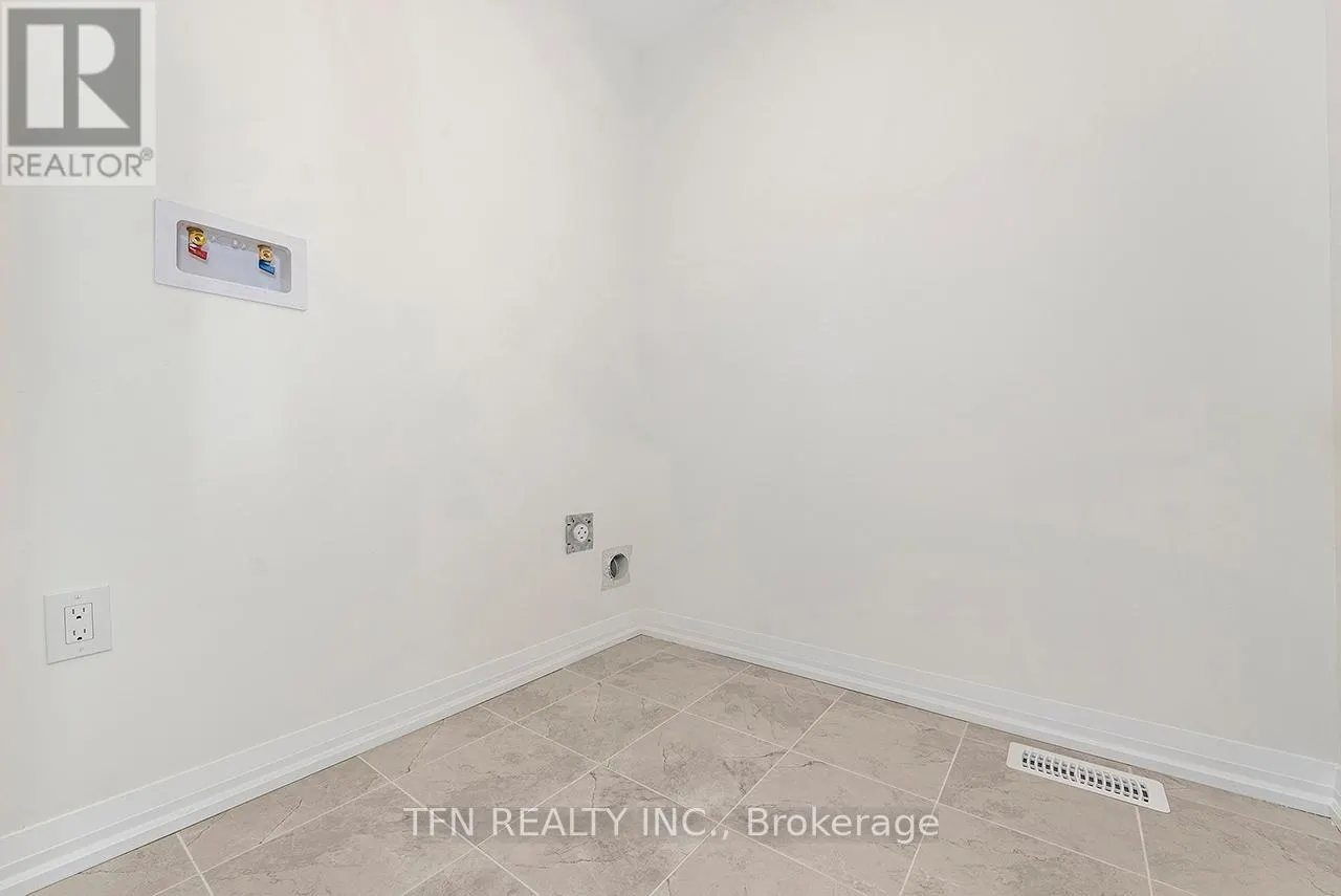 102 GRANVILLE CRESCENT