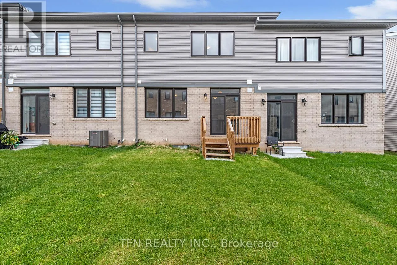 102 GRANVILLE CRESCENT