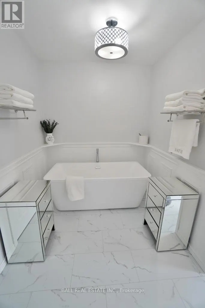 20 MUSCLOW-GREENVIEW ROAD