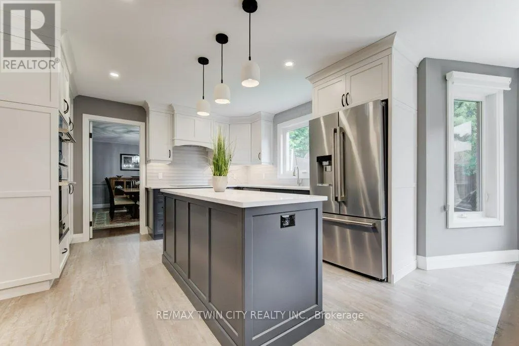 489 BRANSTONE DRIVE