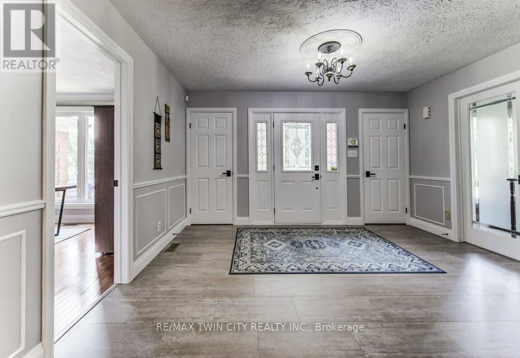 489 BRANSTONE DRIVE