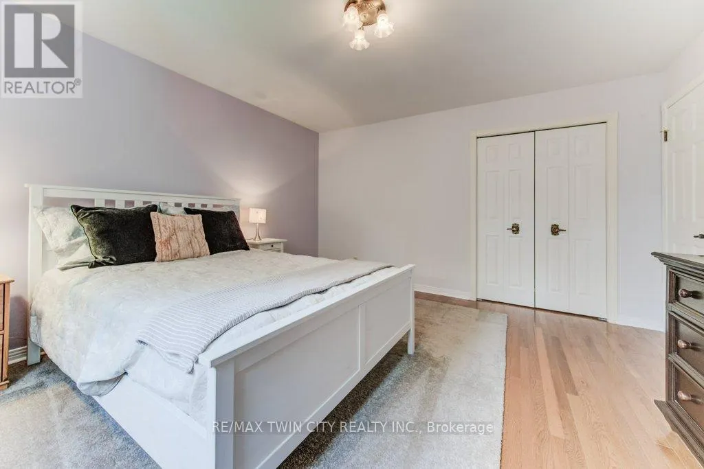 489 BRANSTONE DRIVE