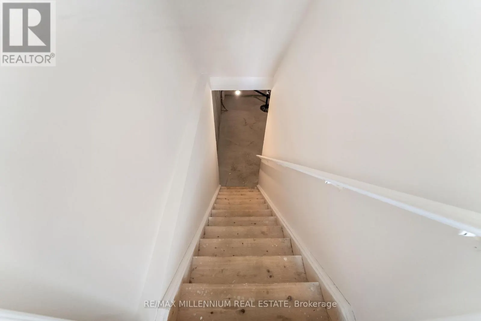 53 - 77 DIANA AVENUE
