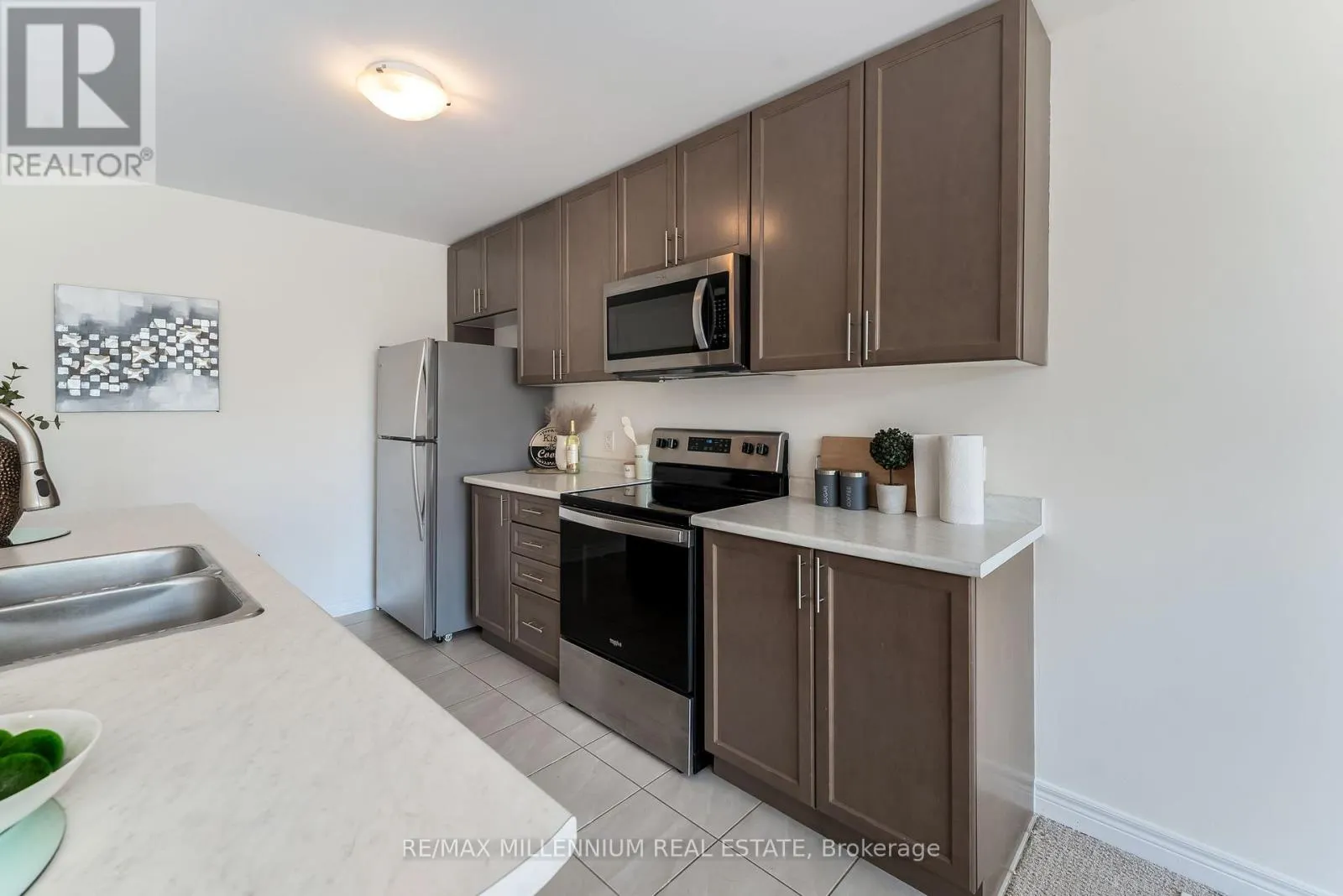 53 - 77 DIANA AVENUE