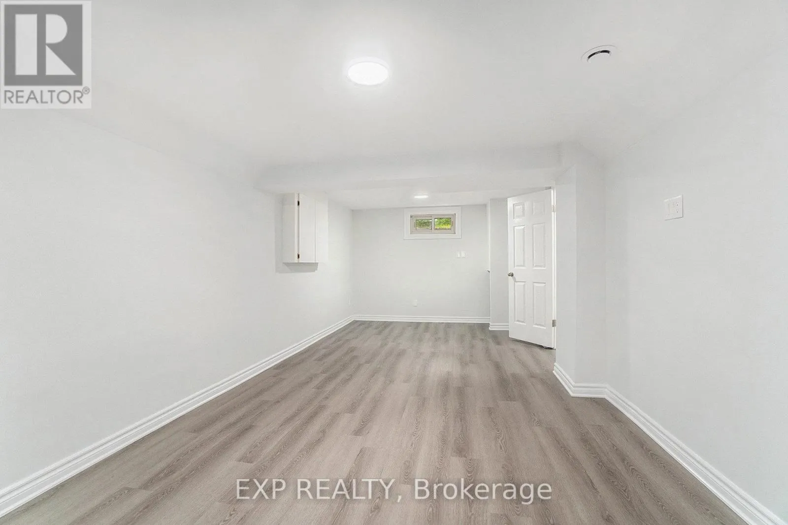 3854 PRINCE OF WALES DRIVE