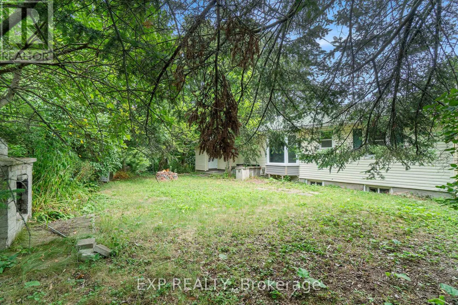 3854 PRINCE OF WALES DRIVE