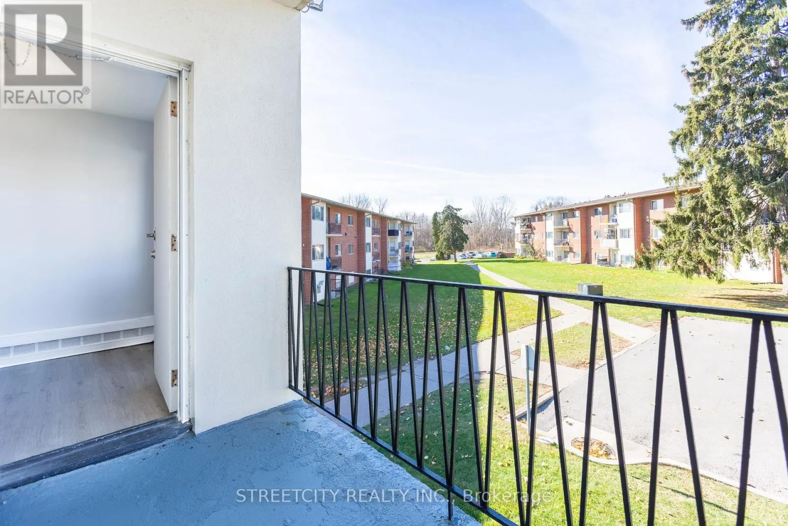 210 - 1172 HAMILTON ROAD E, #210