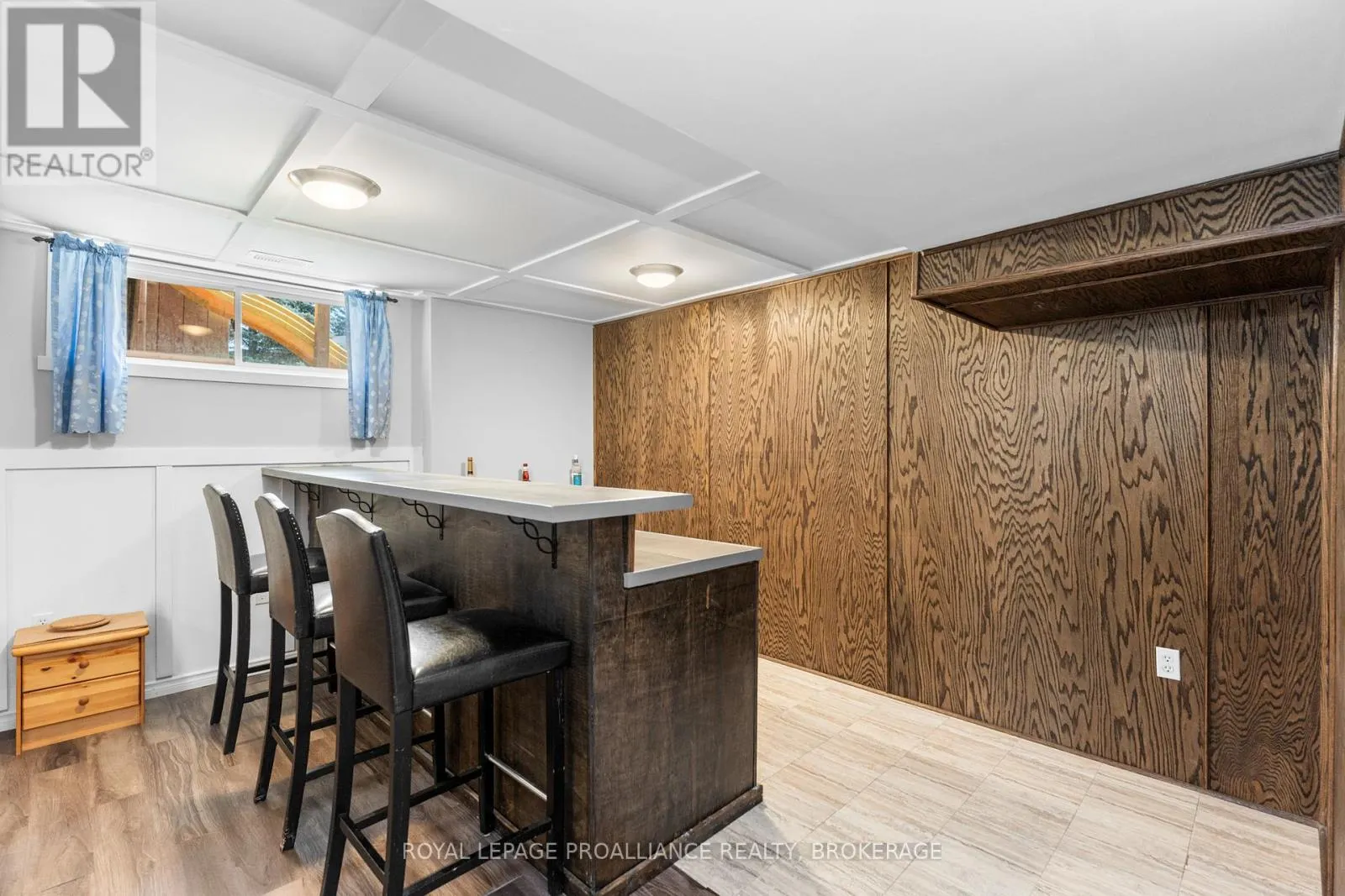 343 SUNRISE CRESCENT