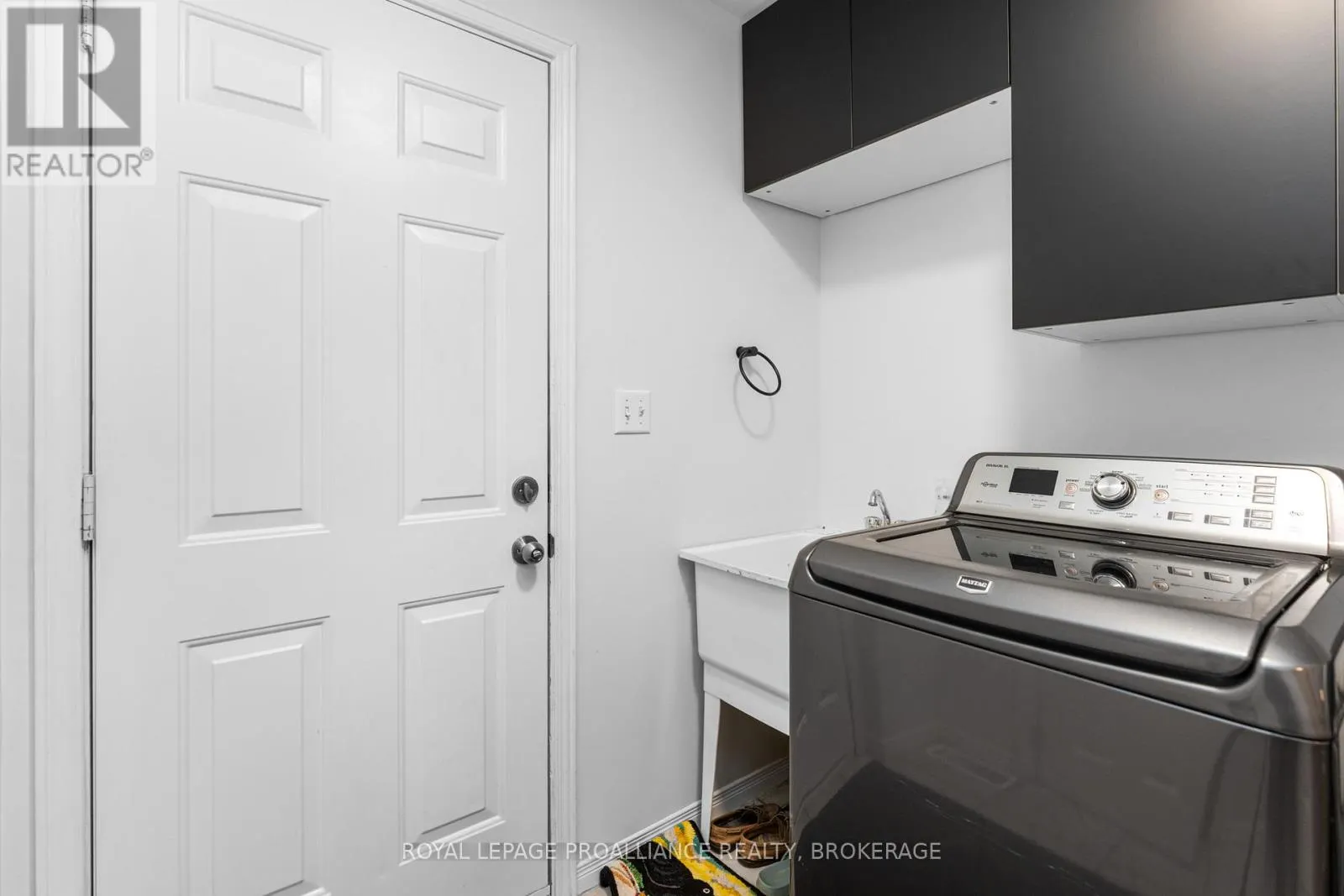 343 SUNRISE CRESCENT