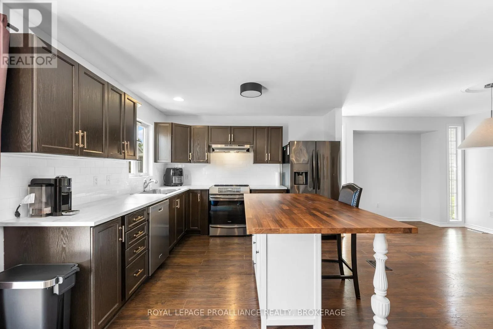 343 SUNRISE CRESCENT