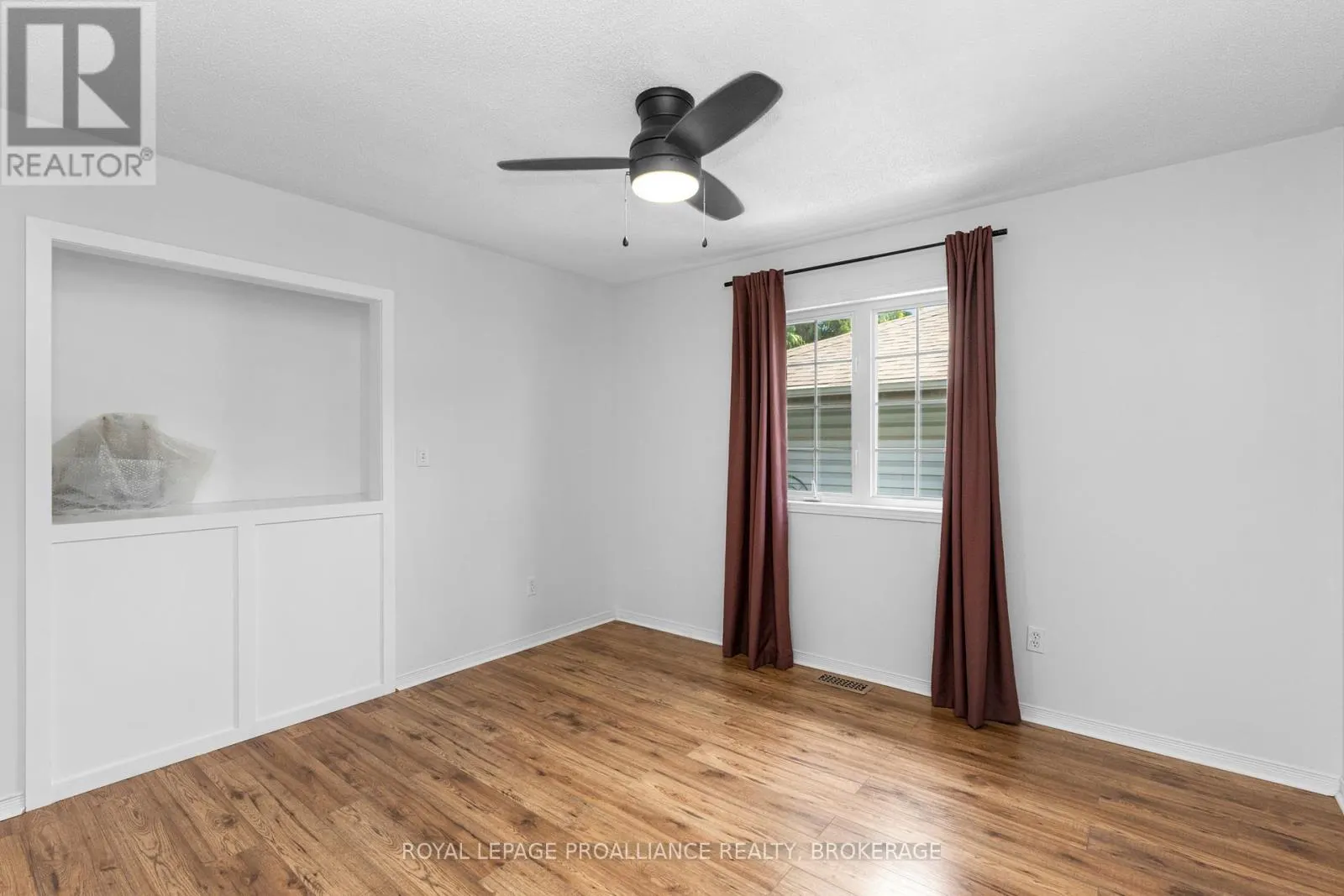 343 SUNRISE CRESCENT