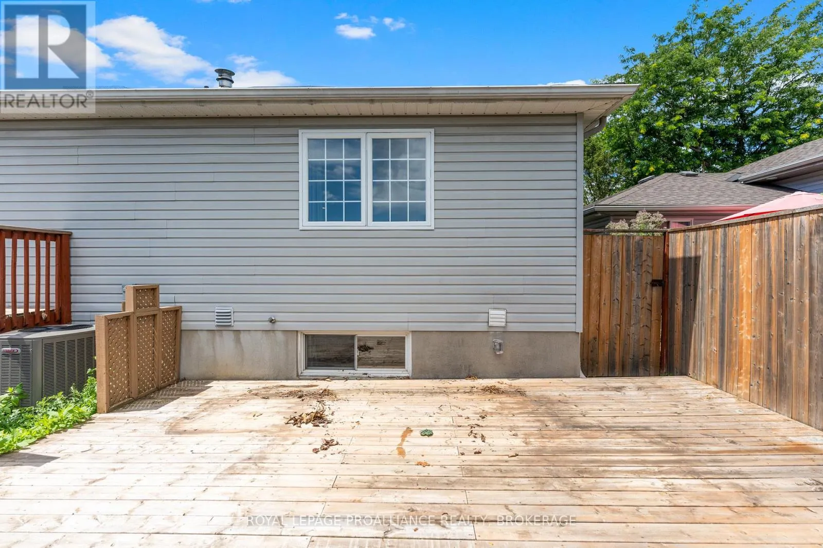 343 SUNRISE CRESCENT