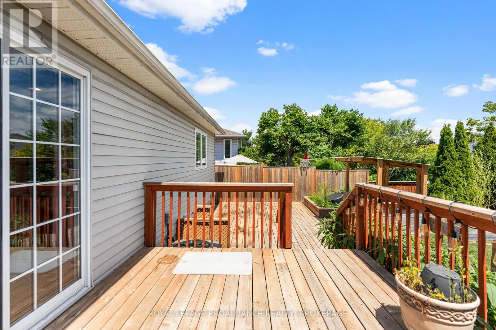 343 SUNRISE CRESCENT