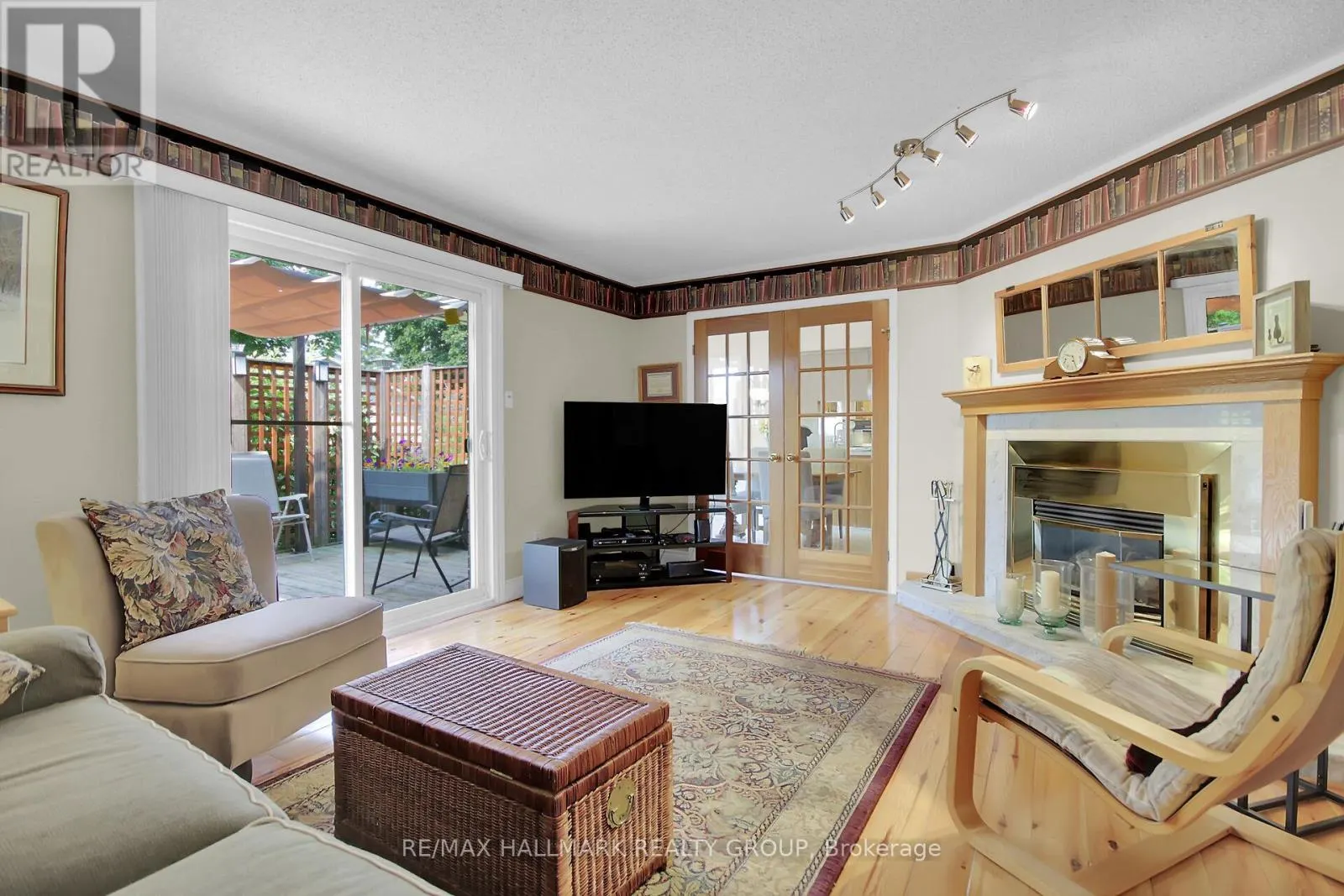 11 LAMADELEINE BOULEVARD