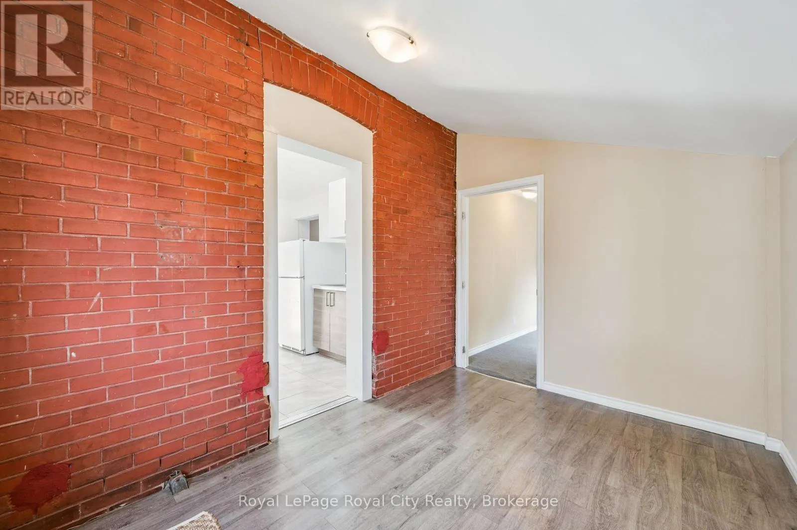 169 EDINBURGH ROAD N
