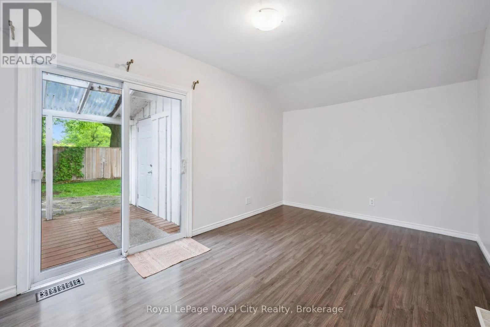 169 EDINBURGH ROAD N