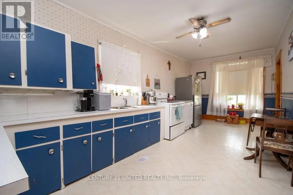 50 DUNLAY ROAD