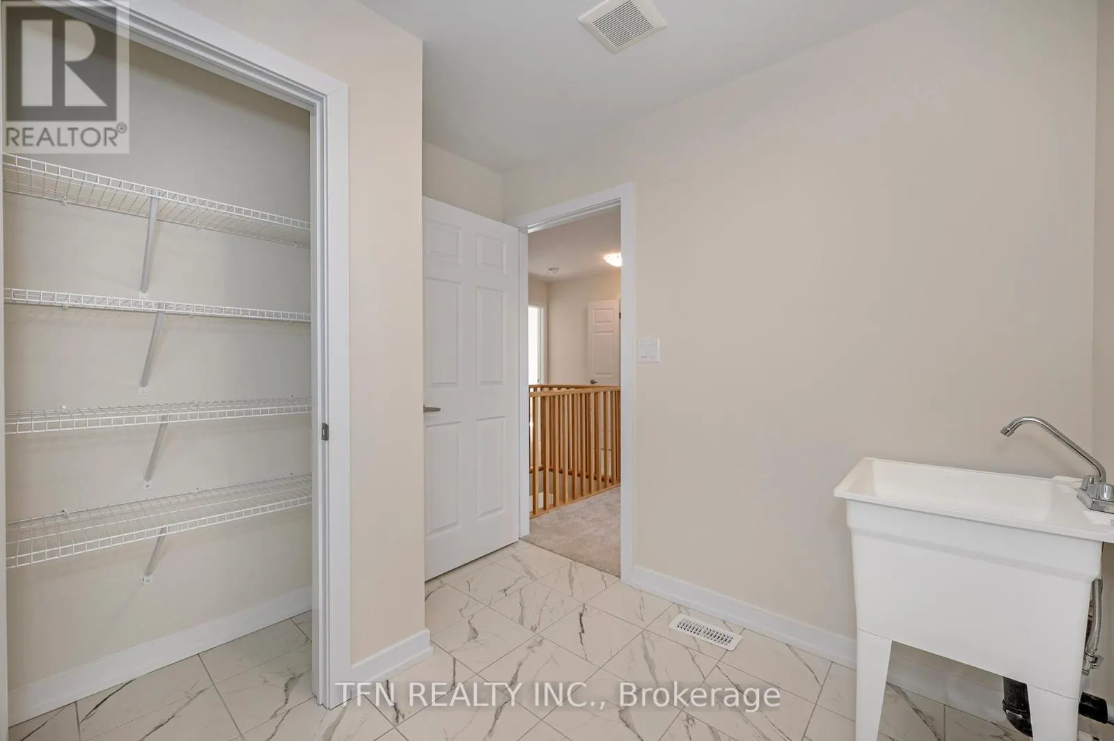 71 WINTERGREEN CRESCENT