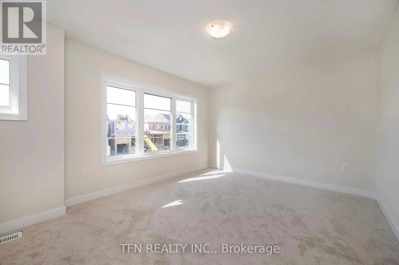 71 WINTERGREEN CRESCENT