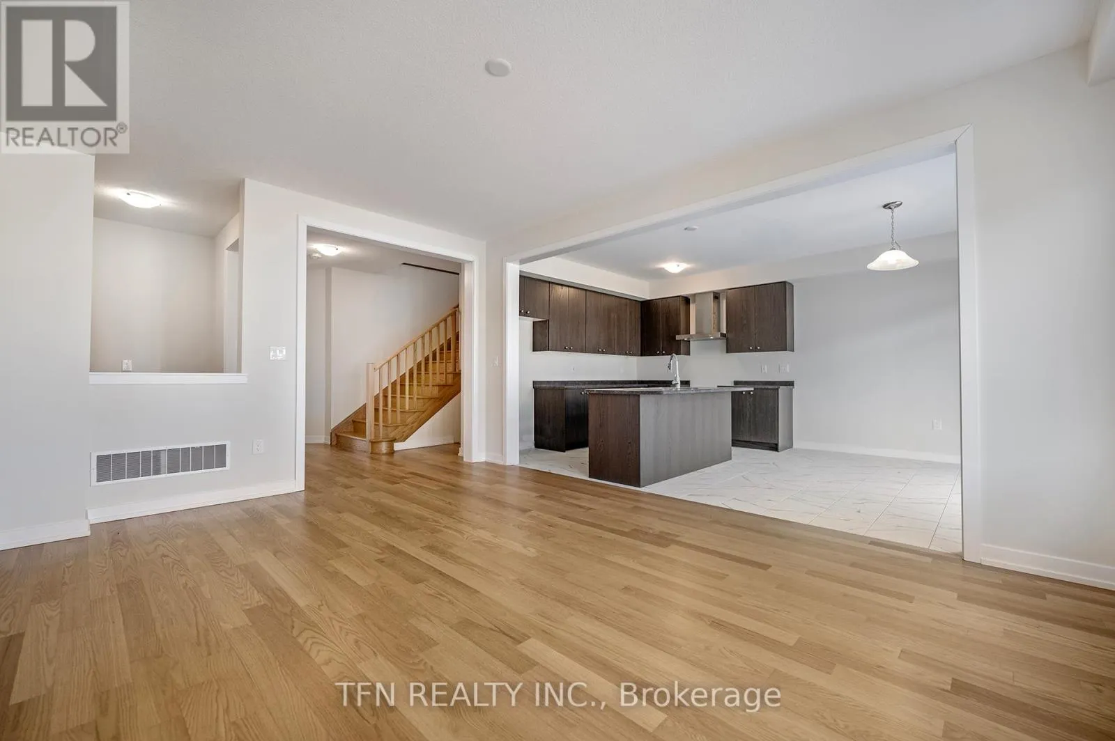 71 WINTERGREEN CRESCENT