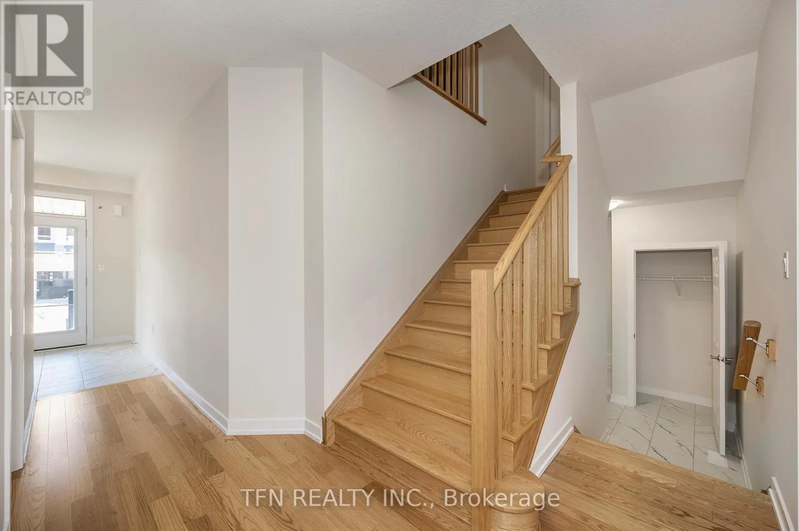 71 WINTERGREEN CRESCENT
