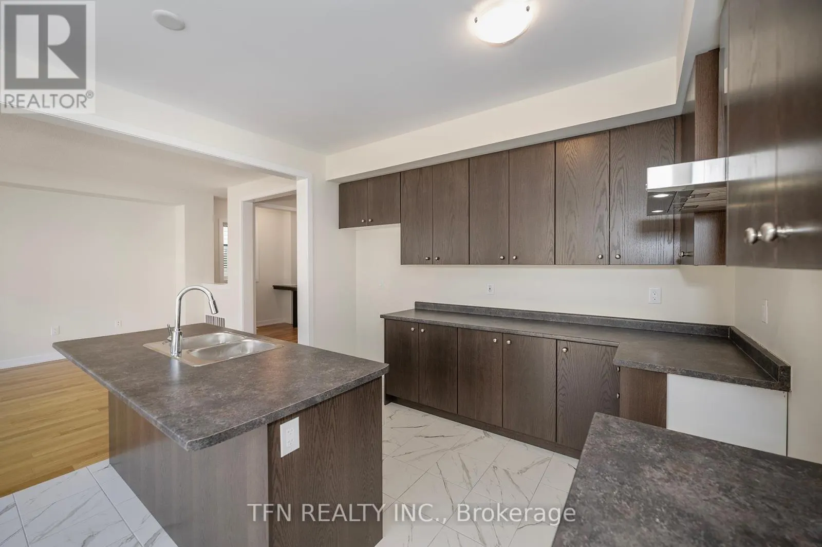 71 WINTERGREEN CRESCENT