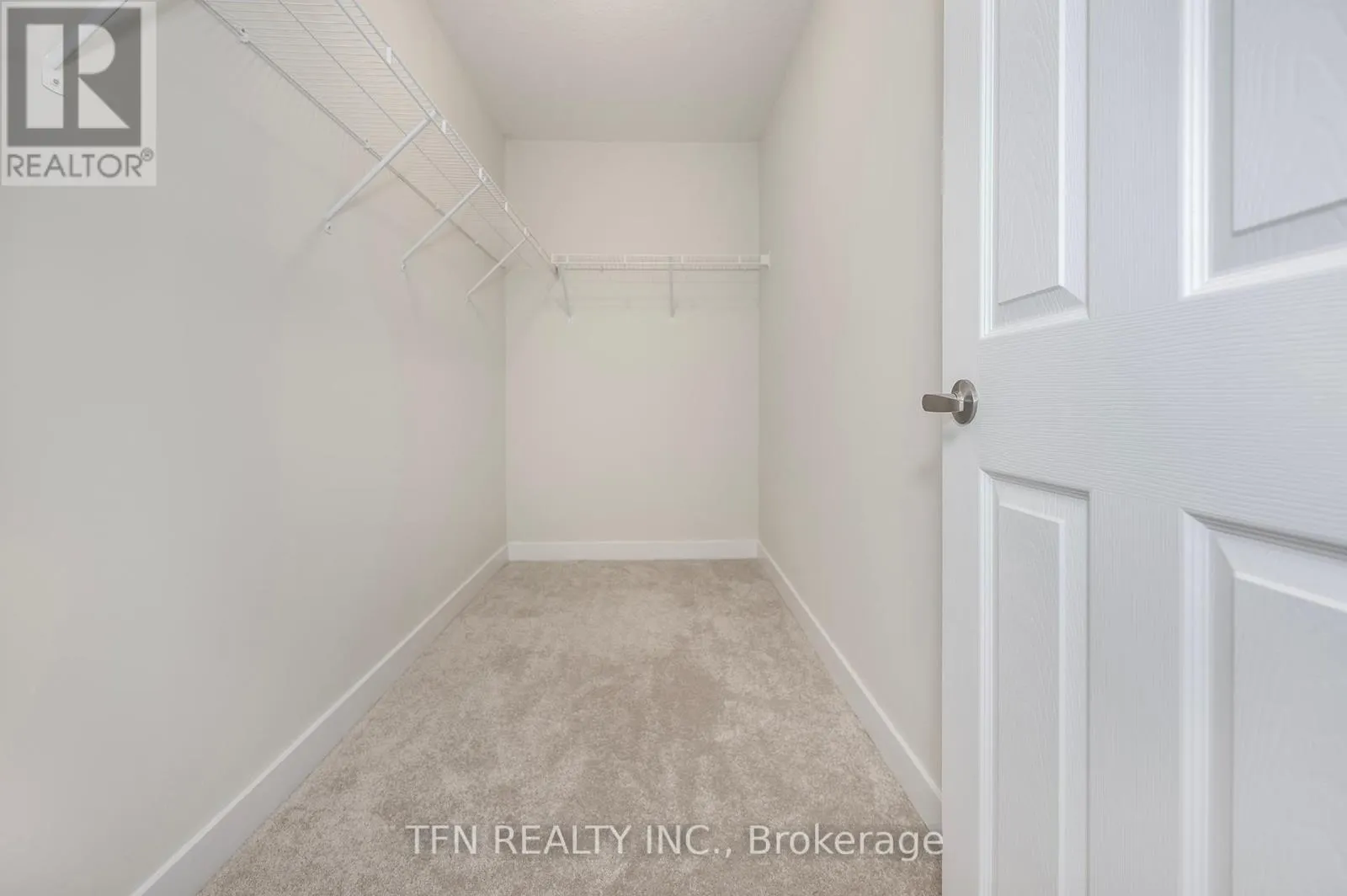 71 WINTERGREEN CRESCENT