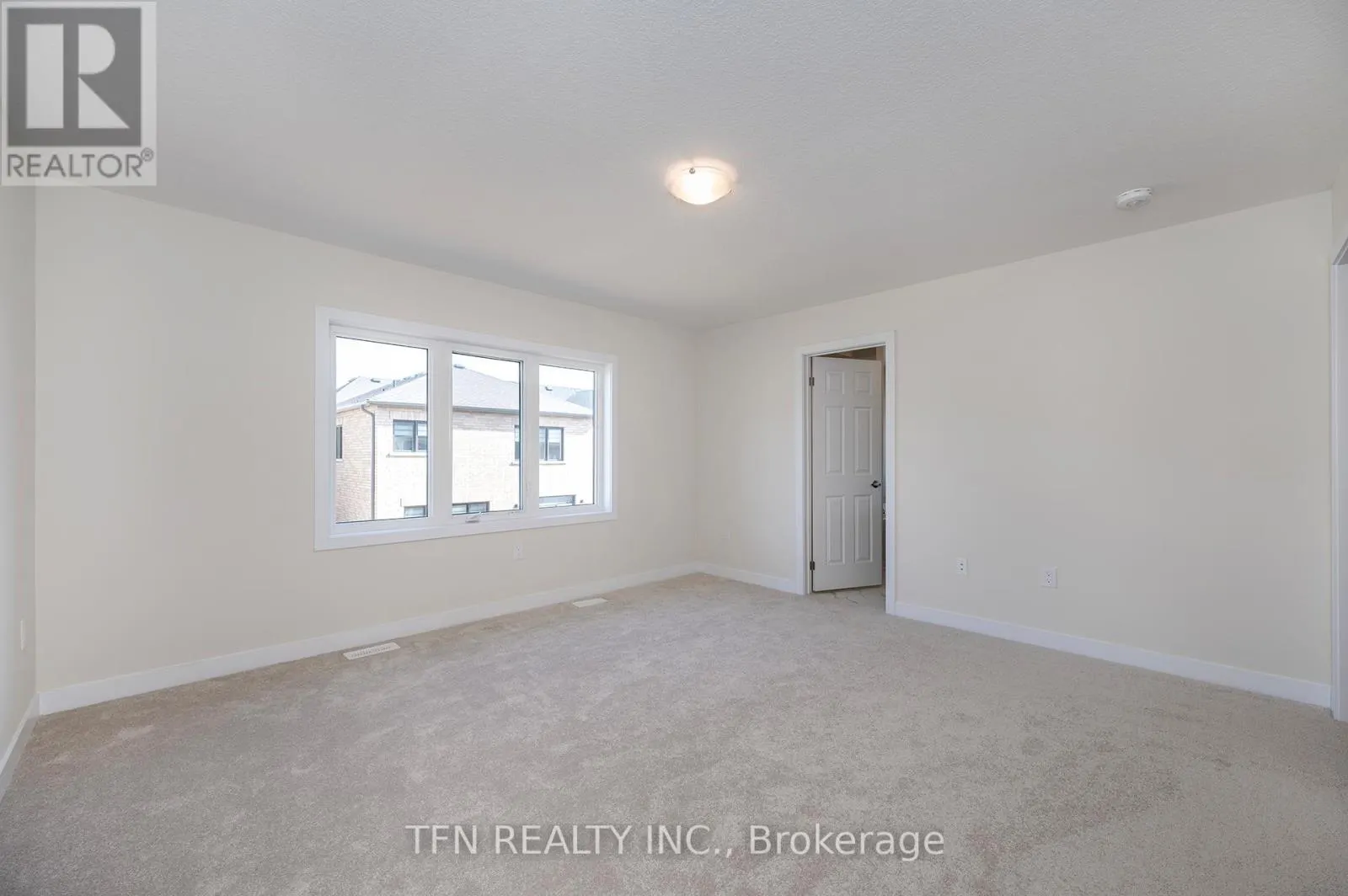 71 WINTERGREEN CRESCENT