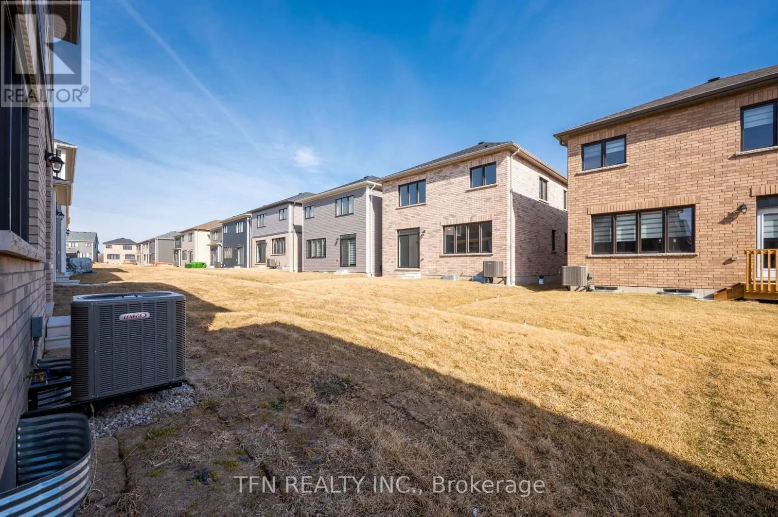 71 WINTERGREEN CRESCENT