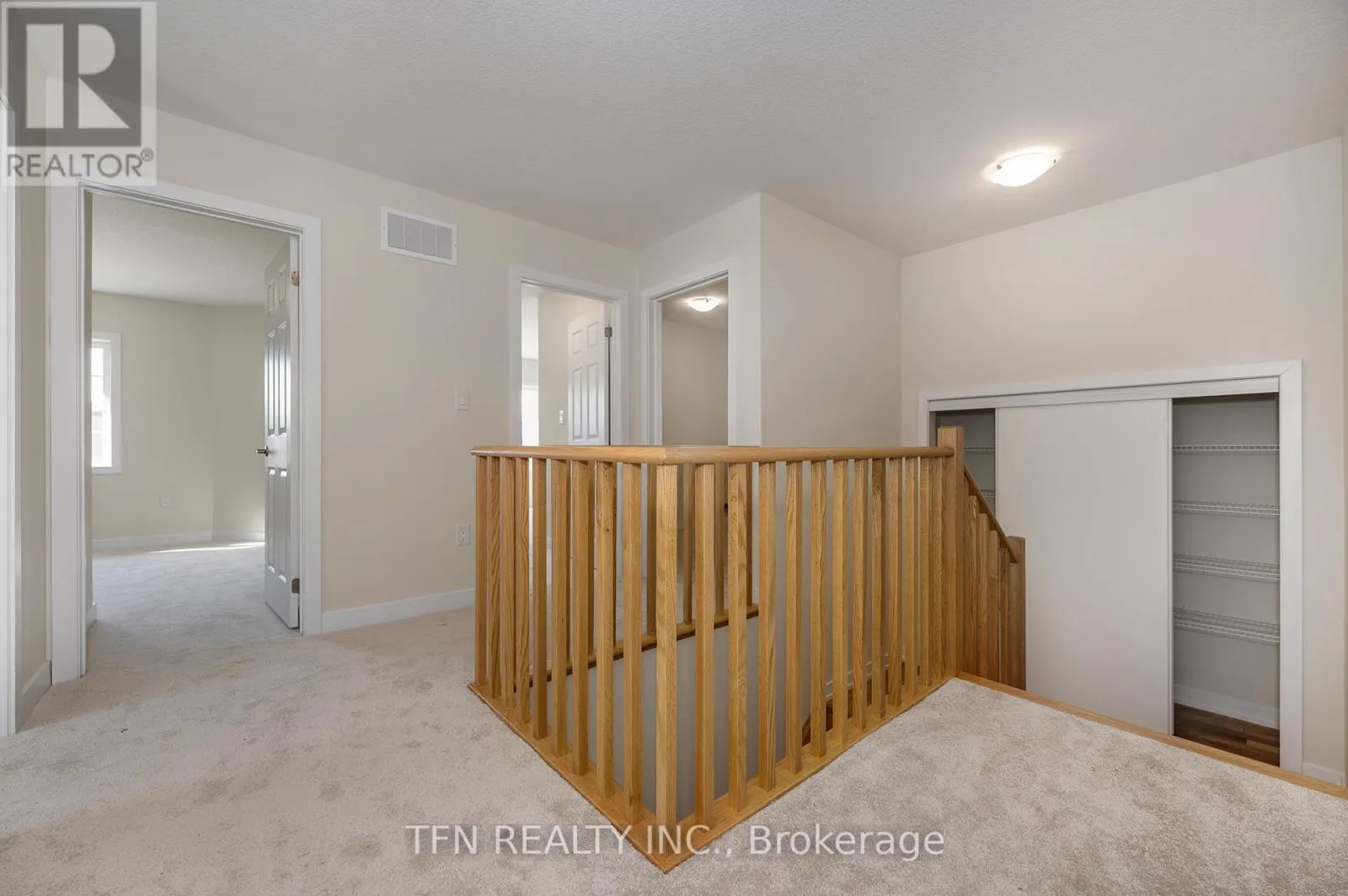 71 WINTERGREEN CRESCENT