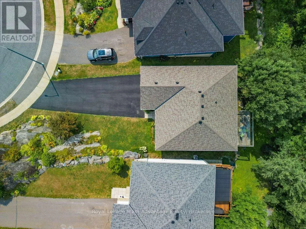 9 AVERY COURT