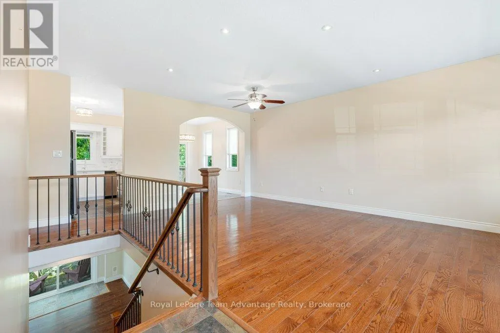 9 AVERY COURT