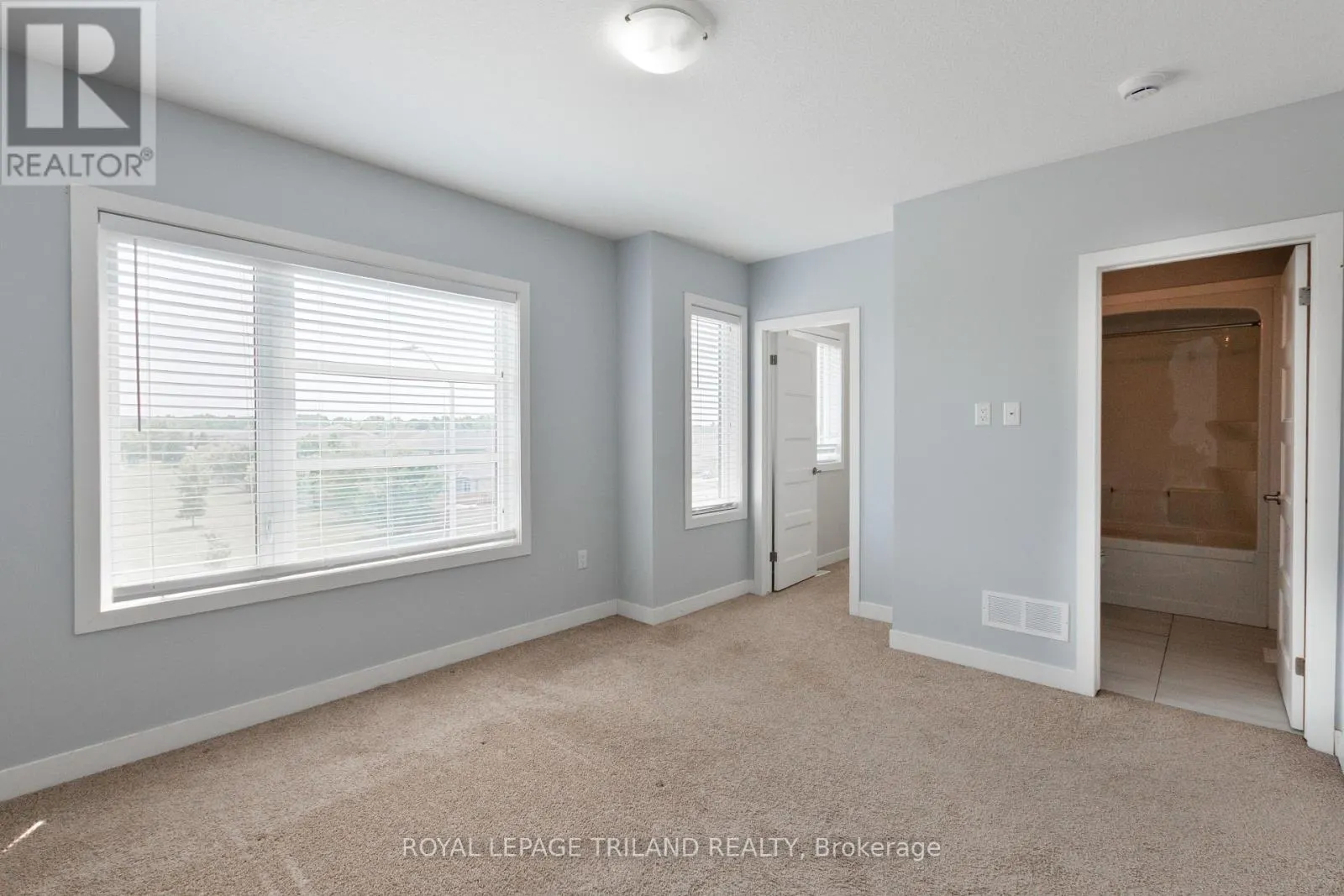 927 SARNIA ROAD
